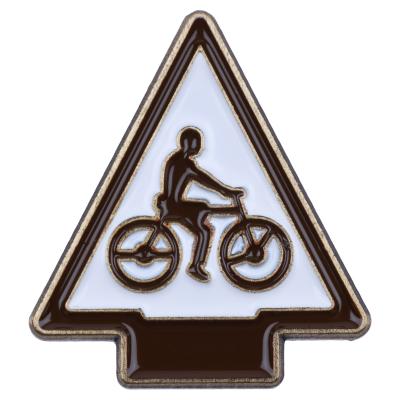 Cycling adventure insignia